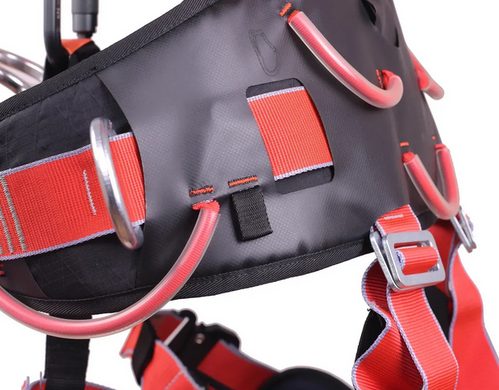 Повна страхувальна система First Ascent Urban Impulse red, FA 1015 02 SM, S/M (обхват поясу 75-100 cm)