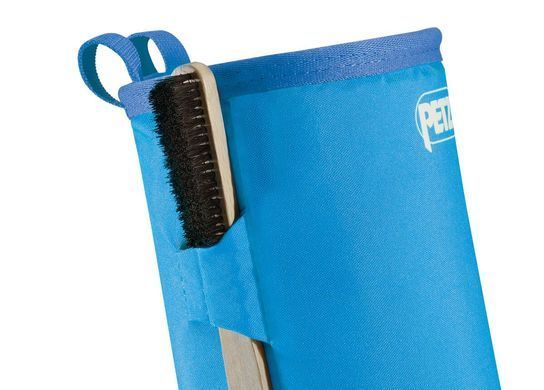 Сhalk bag Petzl Bandi bright blue